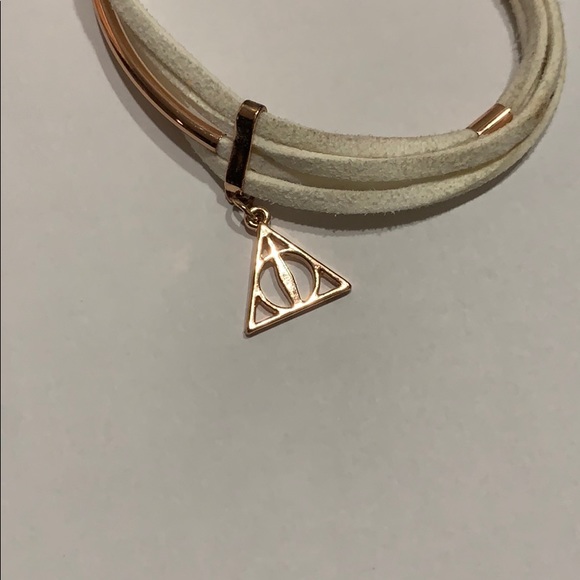 ✨White and Rose Gold Harry Potter Bracelet✨ - Picture 2 of 3